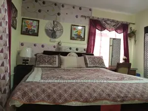 Superoir Elegant Suite: Ghc350 Per - Day 1bdrm - 2 Guests