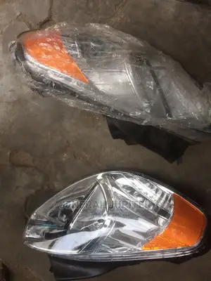 Hyundai Accent 2008/10 Headlight Pair .
