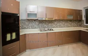 Furnished 5bdrm House in Community 25, Tema Metropolitan for Sale