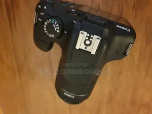 Canon EOS 1300D Digital Camera Wifi + Canon 18-55MM IS Lens