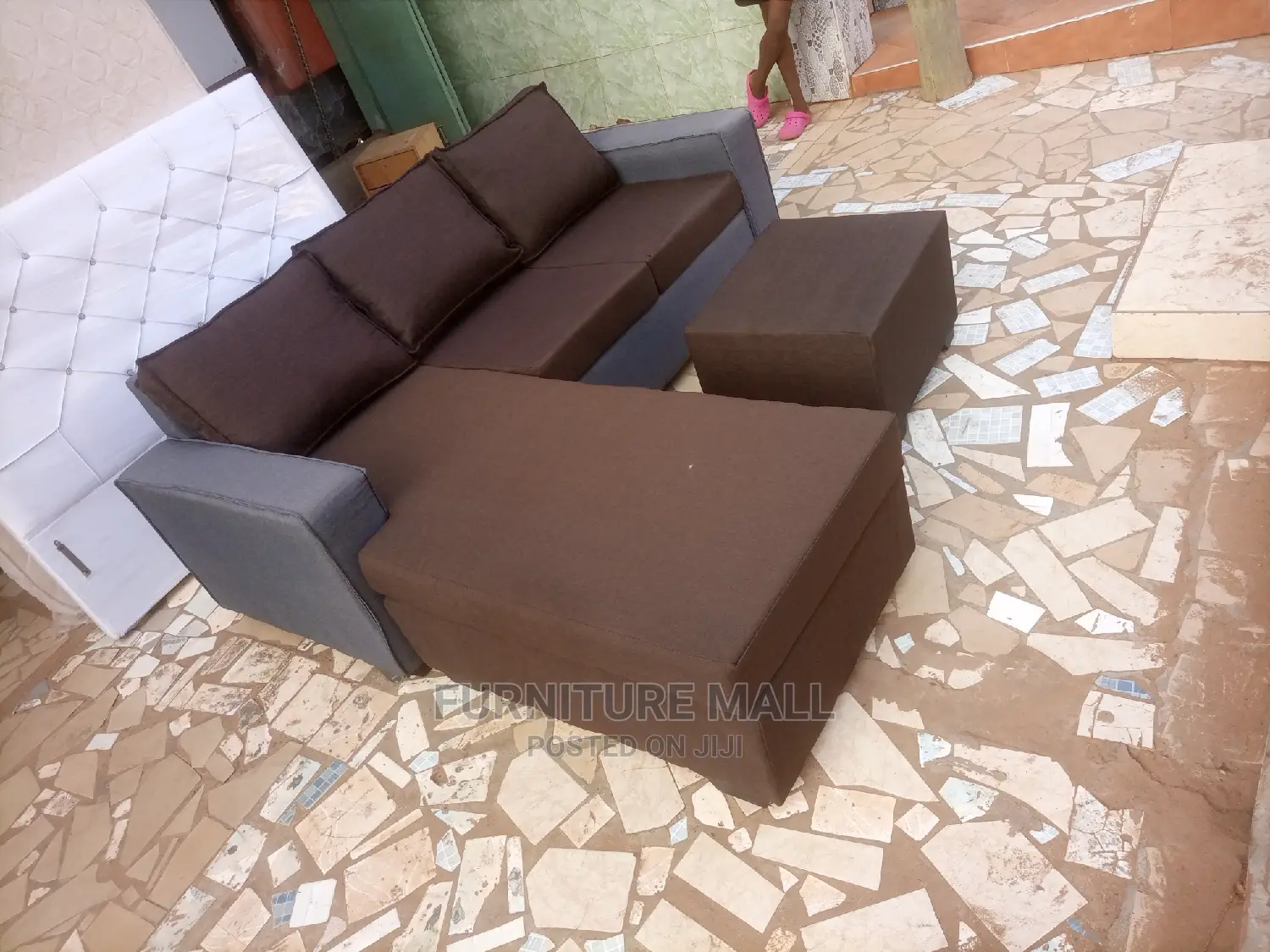 Lovely L Sgaoed Sofa . Free Delivery