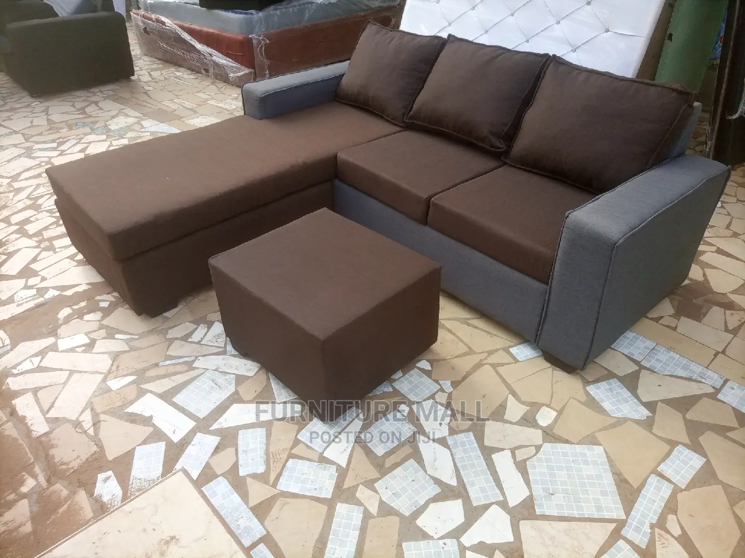 Lovely L Sgaoed Sofa . Free Delivery