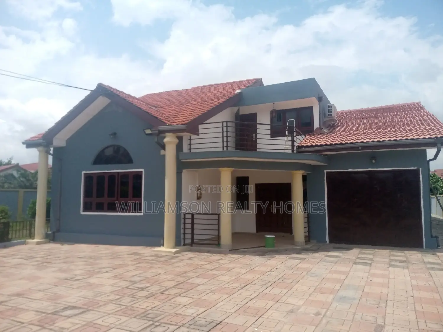 5bdrm House in Hfc Estate, Spintex for rent