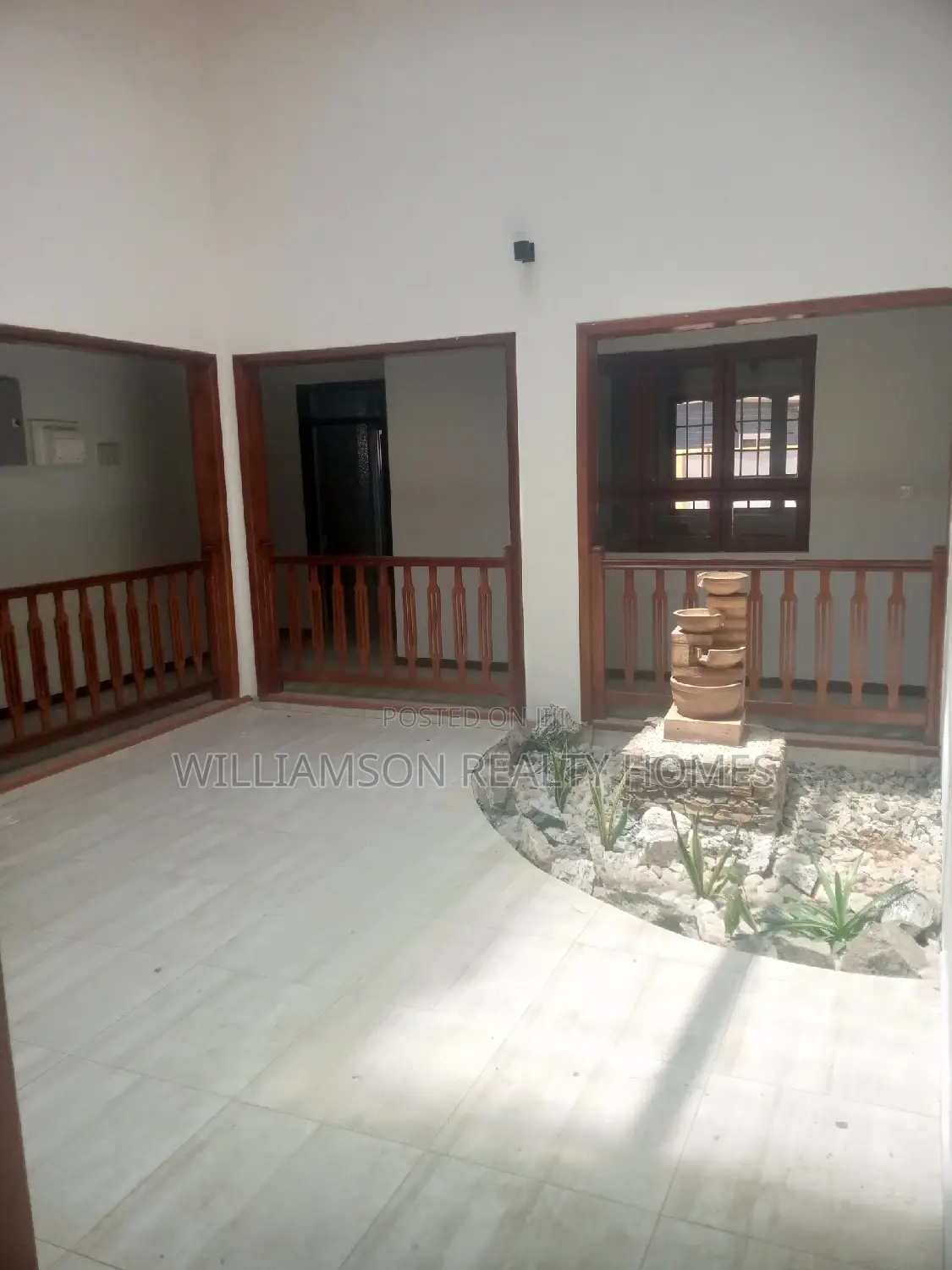 5bdrm House in Hfc Estate, Spintex for rent