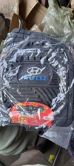 Hyundai/Honda/Toyota/Nissan/Benz FLOOR MAT/CARPET Available