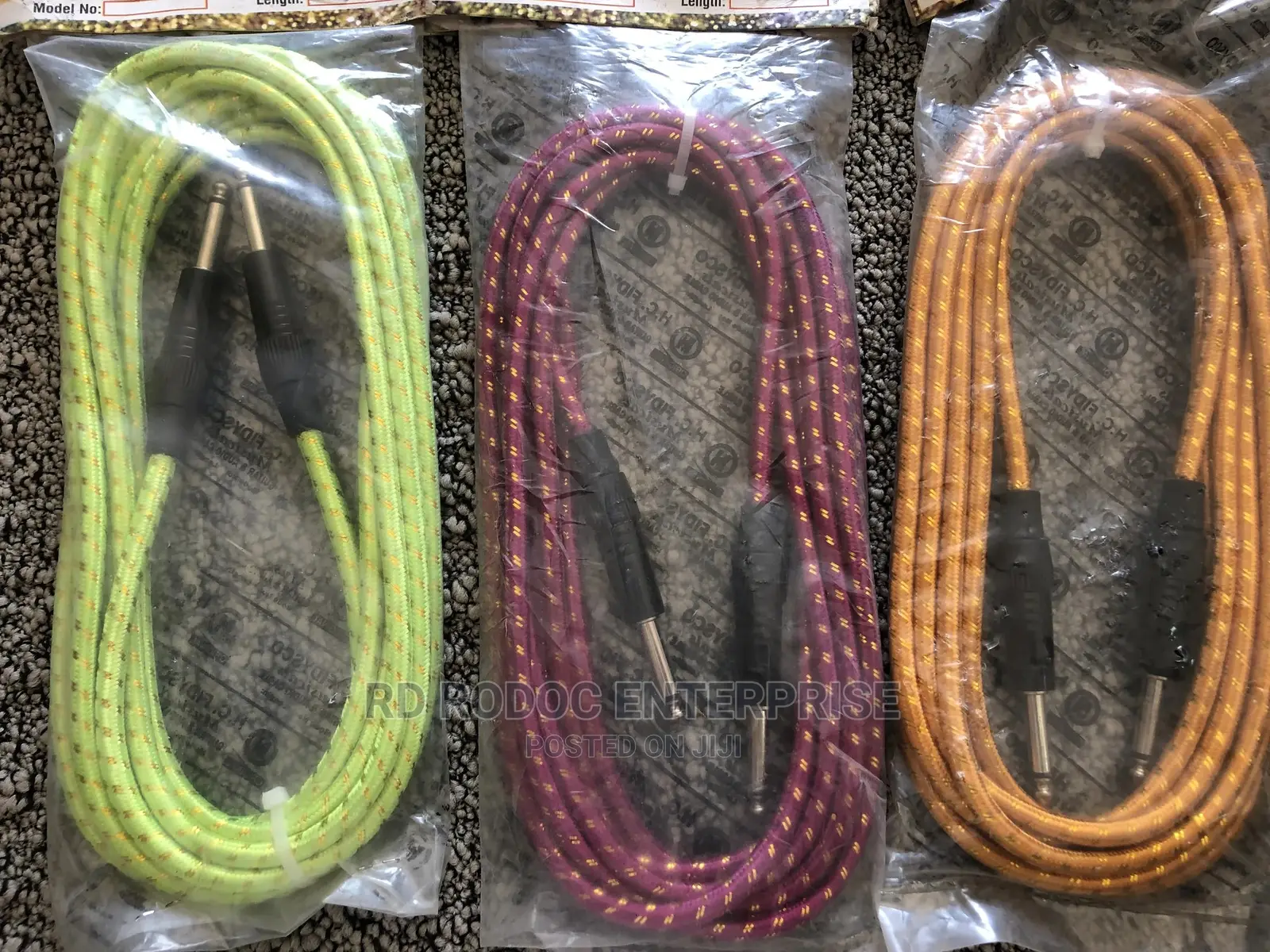 Keyboard and Guitar Cable
