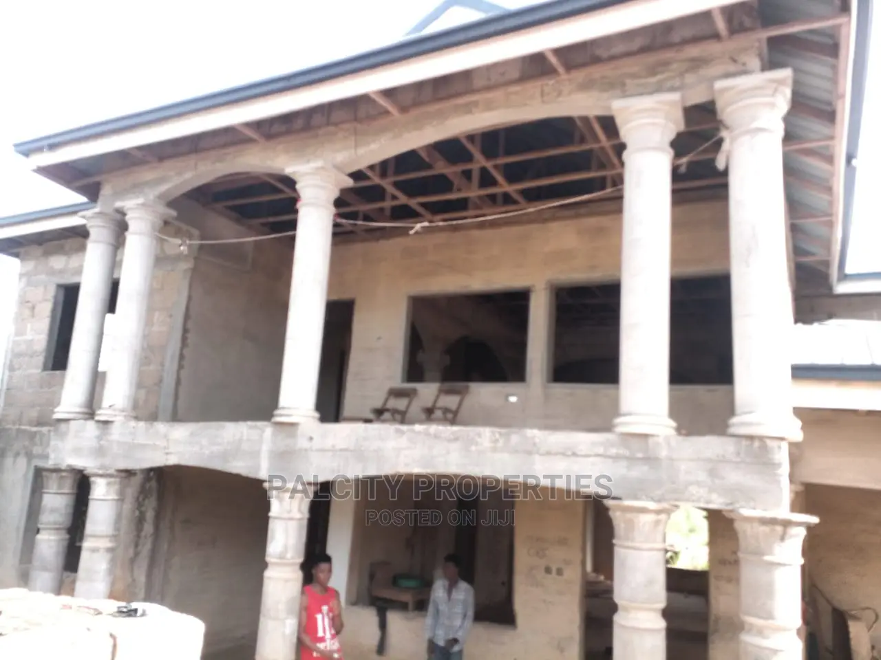 6bdrm House in Santasi, Kumasi Metropolitan for sale