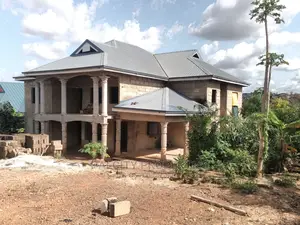 6bdrm House in Santasi, Kumasi Metropolitan for sale