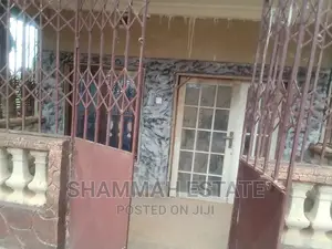 Furnished 8bdrm House in Aiding Estate Sunyani Municipal for rent