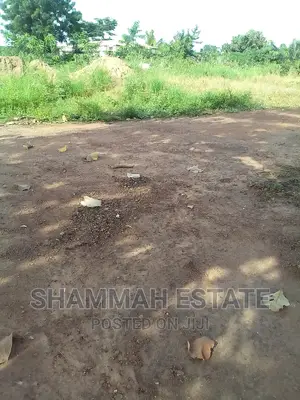 Plot for Sale at Berlin Top