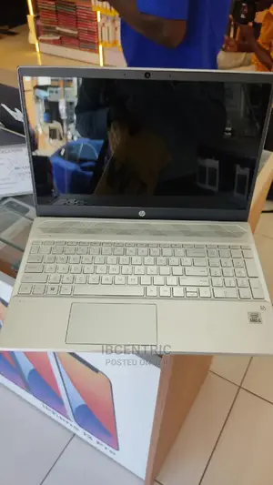 New Laptop HP Pavilion 15 8GB Intel Core I5 HDD 1T