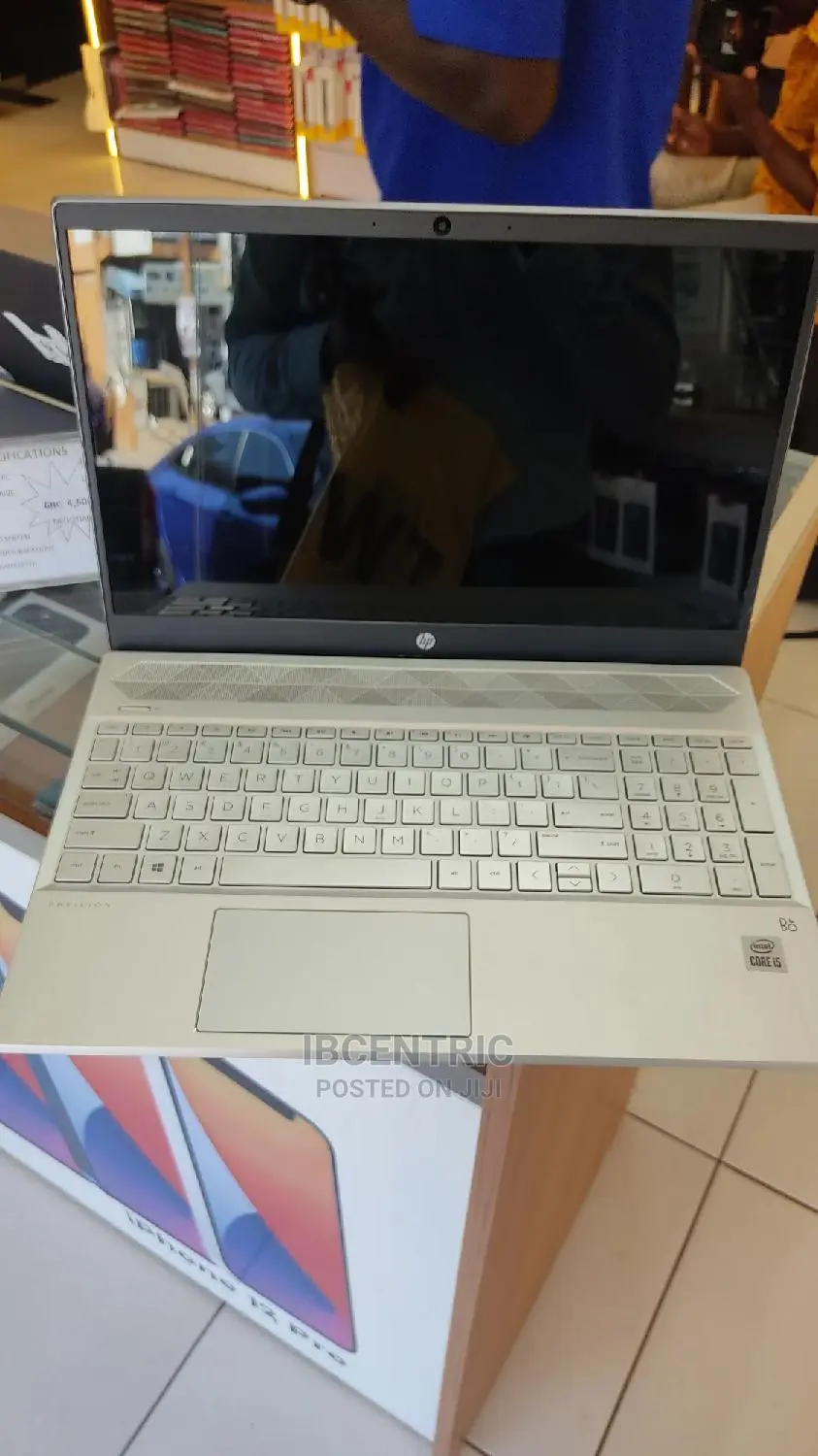 New Laptop HP Pavilion 15 8GB Intel Core I5 HDD 1T