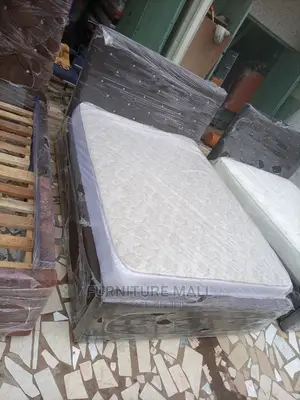Quality Queen Bed With Mattress 80x60. Delivery Free