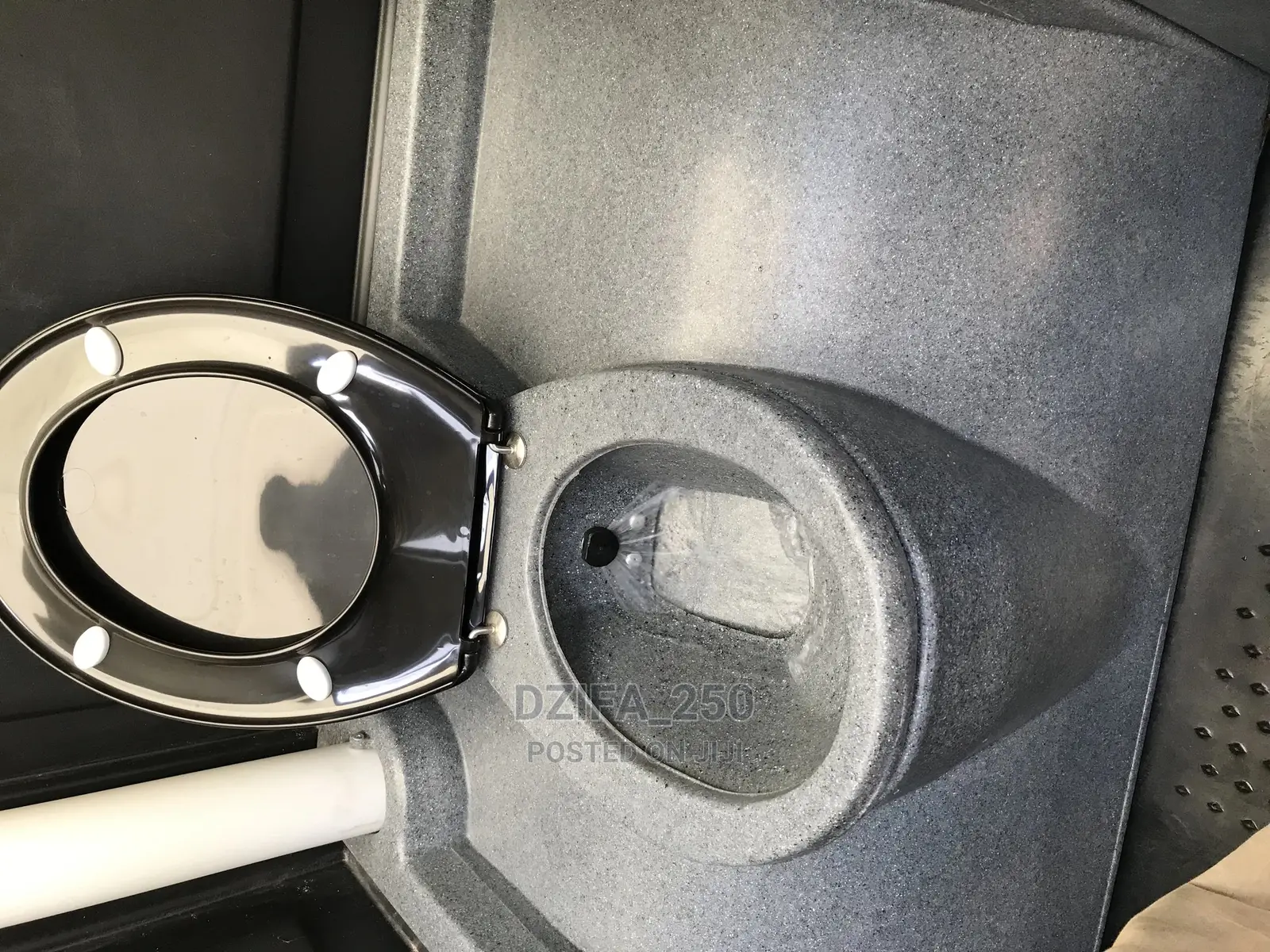 Mobile Toilet