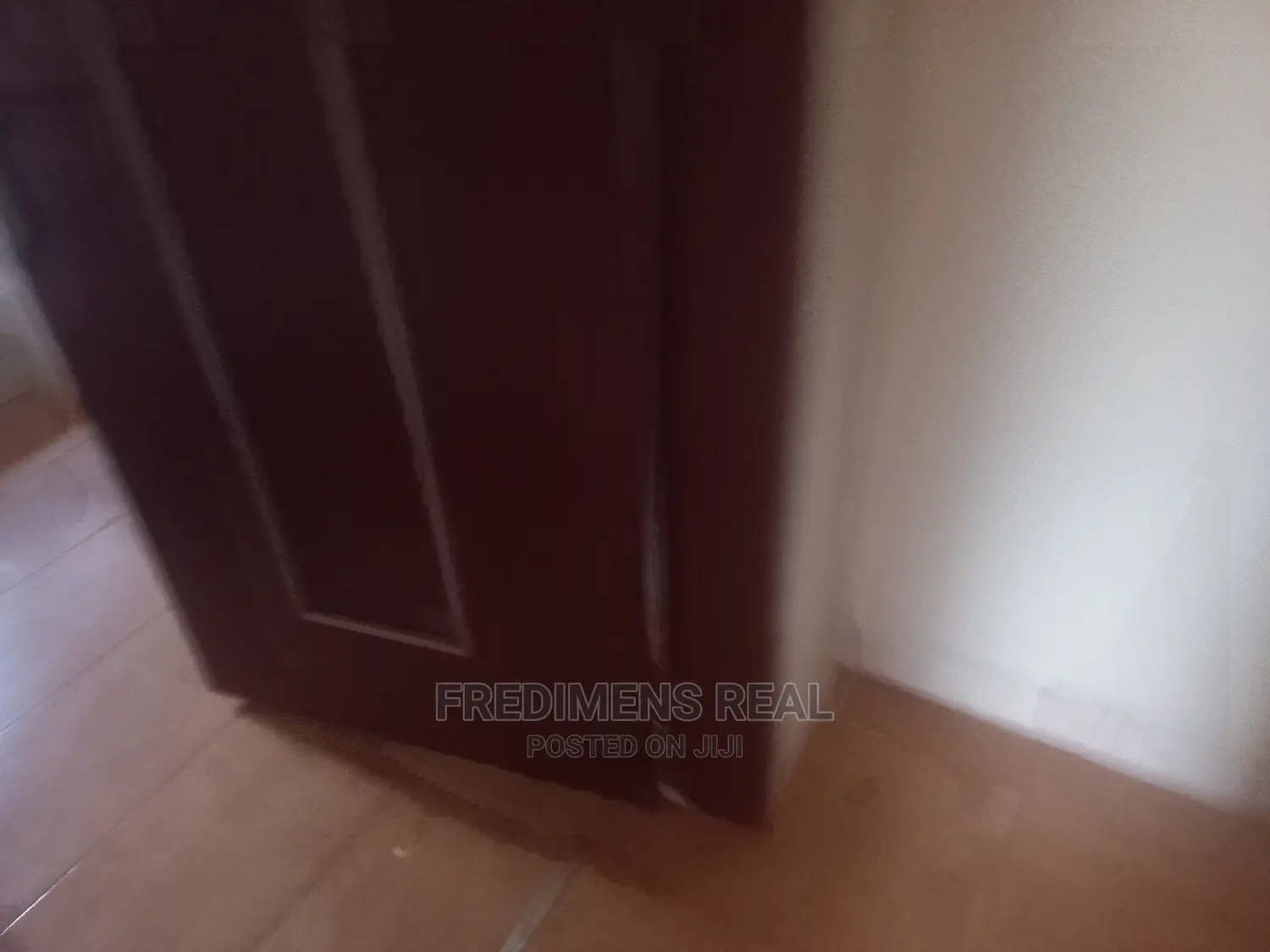 8bdrm House in Apatrapa For Sale, Kumasi Metropolitan for sale
