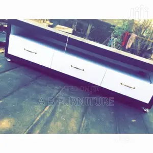 5 Feet Tv Stand