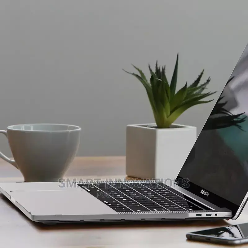 Macbook Air 13.6 Inch (2022model) Ishield Case