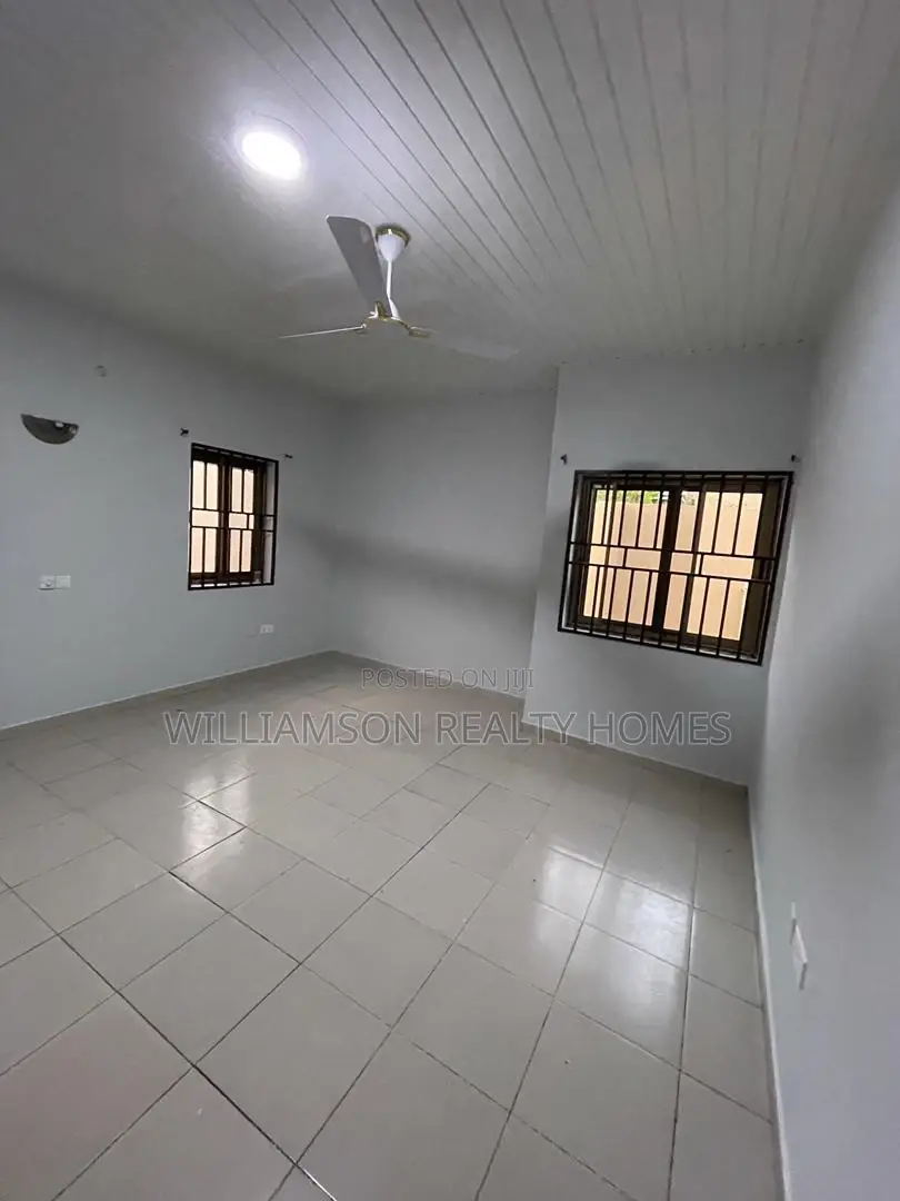 3bdrm House in Hfc Estate, Spintex for rent