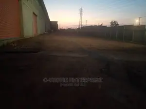 1000 Sqm Warehouse at Spintex for Rent