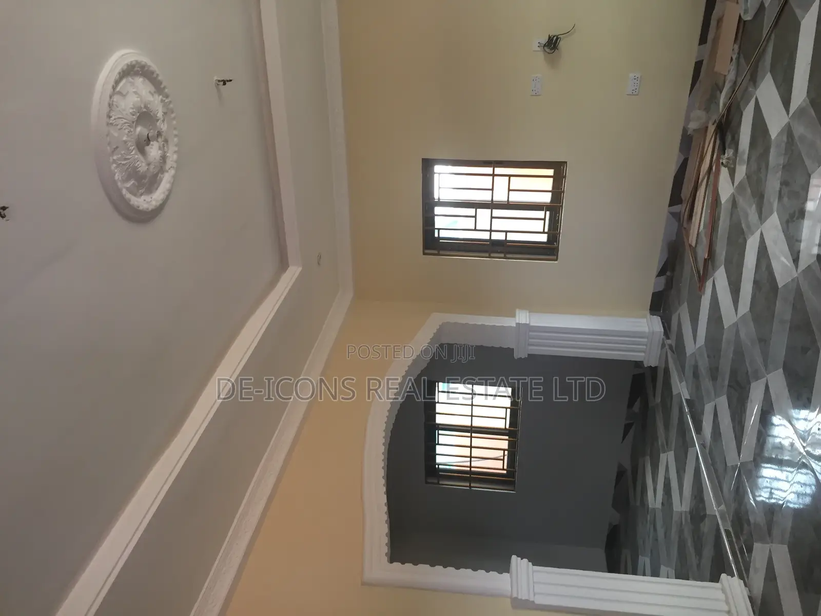 3bdrm House in De-Icons Real, Awutu Senya East Municipal for sale