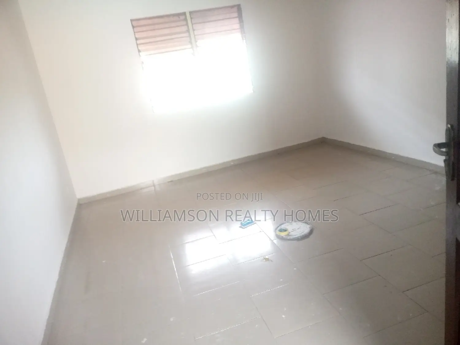 1bdrm Apartment in Community 18, Spintex for rent