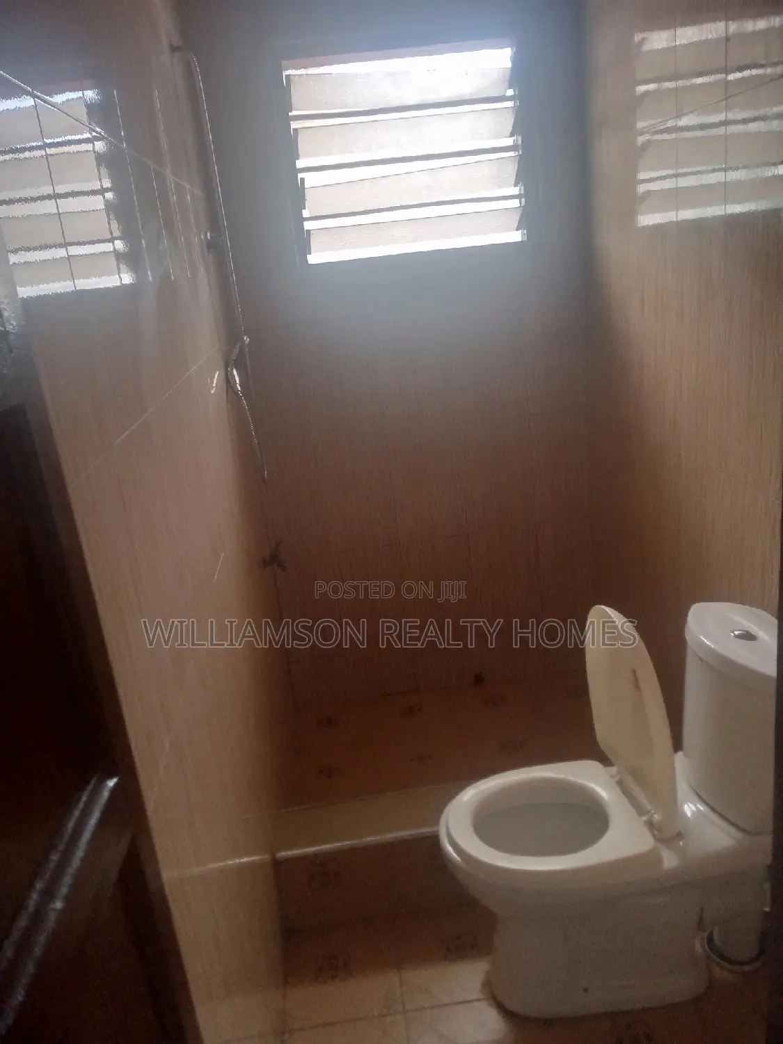 1bdrm Apartment in Community 18, Spintex for rent