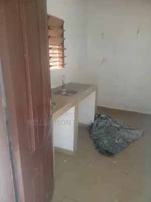 1bdrm Apartment in Community 18, Spintex for rent