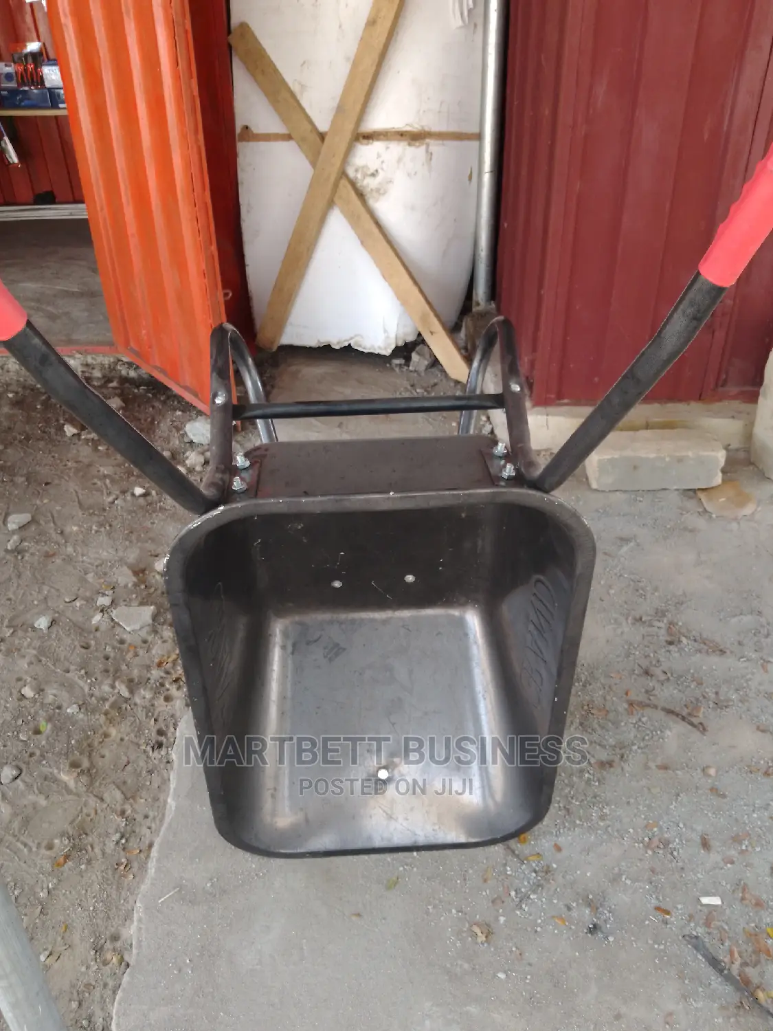 Quality Foreign Wheelbarrow