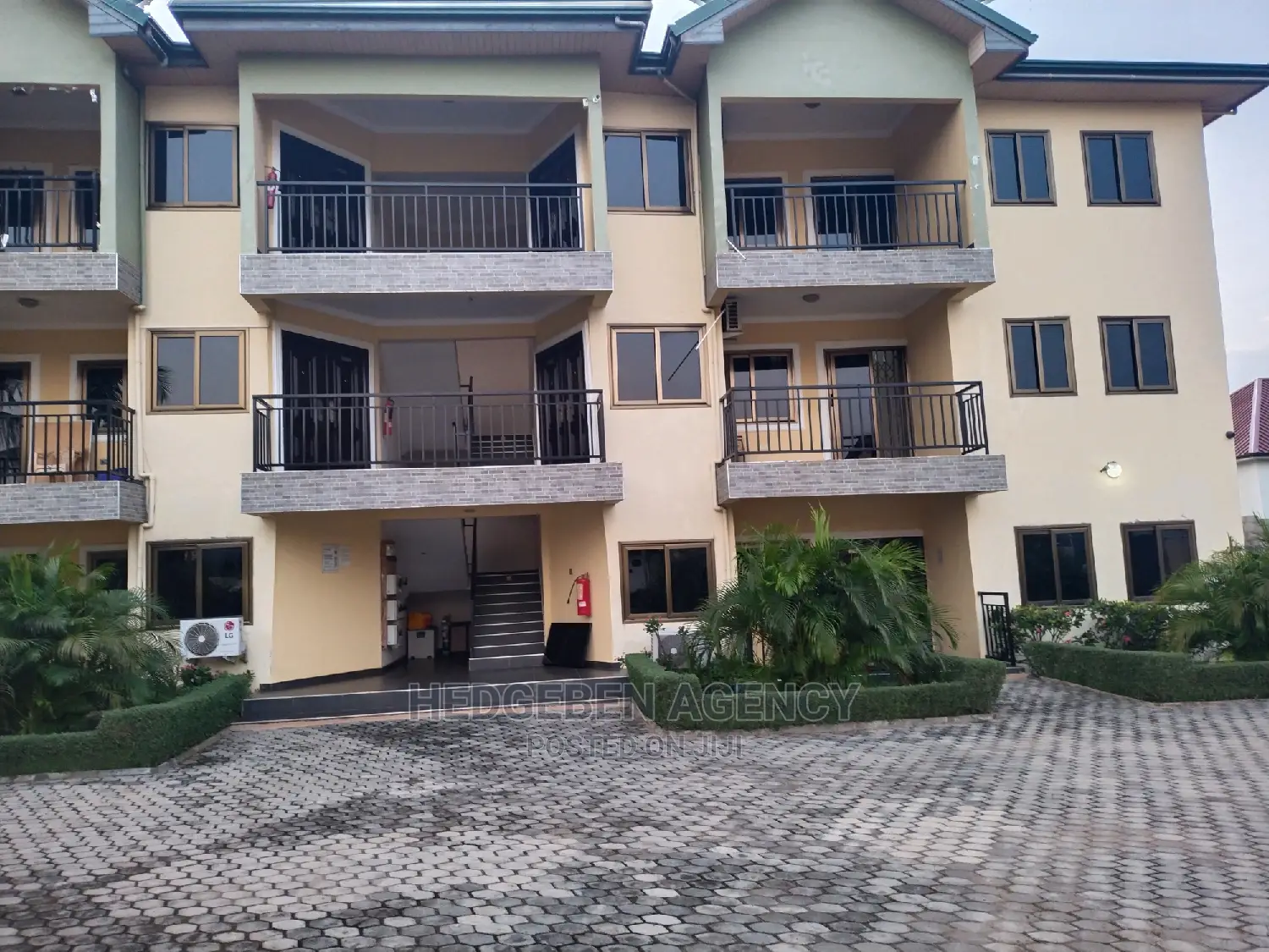 2 Bedrooms Fully Furnished Apartments for Rent at Adenta