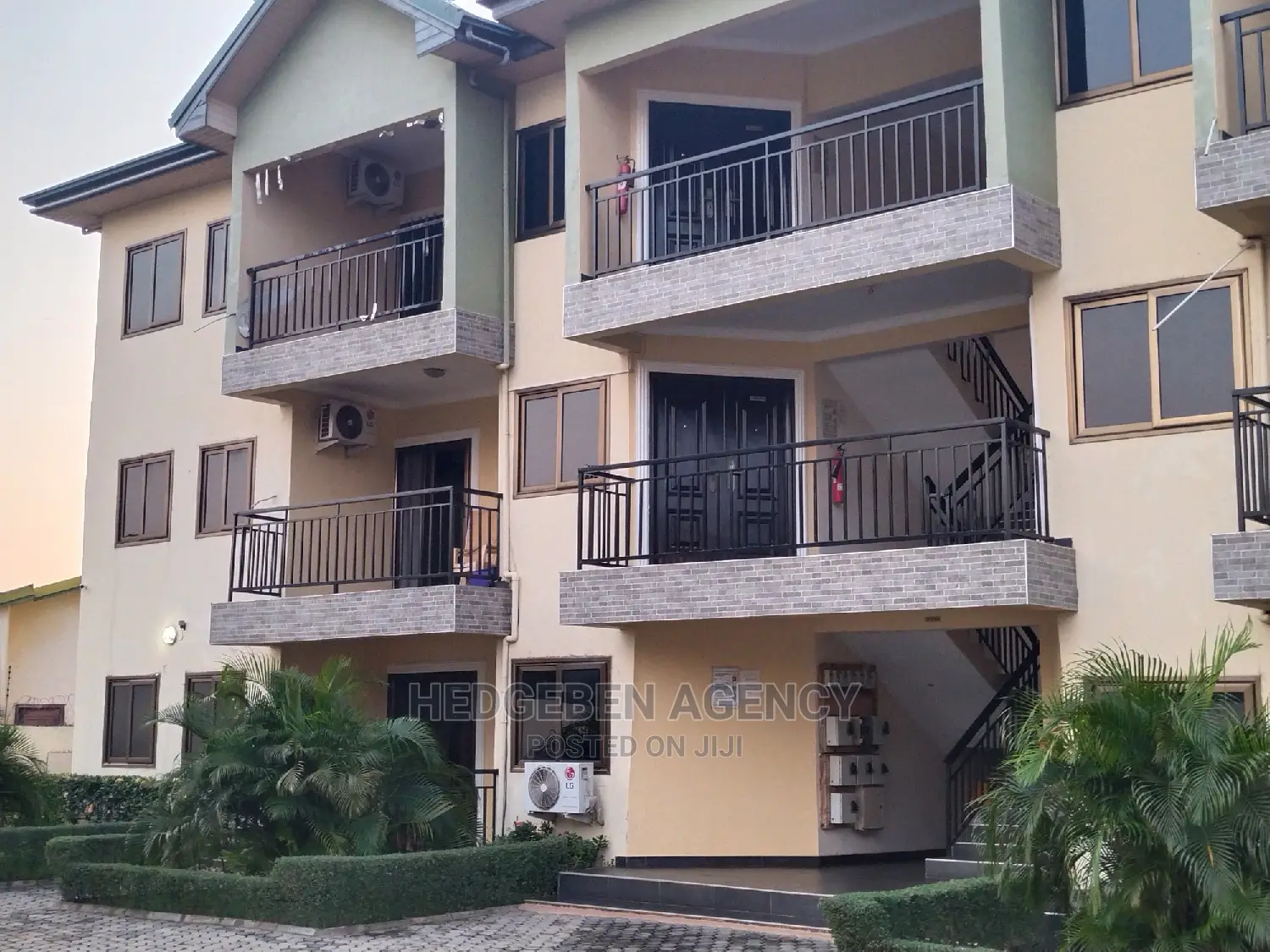 2 Bedrooms Fully Furnished Apartments for Rent at Adenta