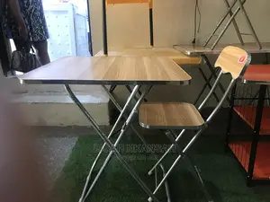 Foldable Table