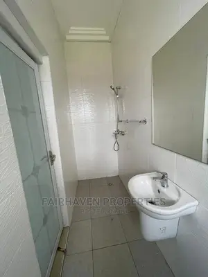2bdrm Apartment in Fair Haven, Airport Residential Area for Rent