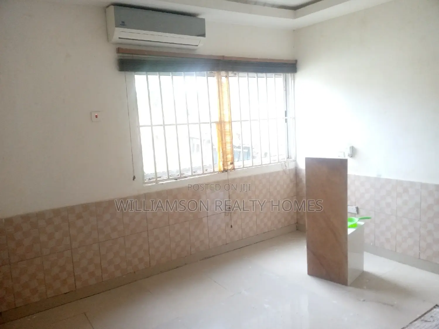 1bdrm Apartment in Community 18, Spintex for rent