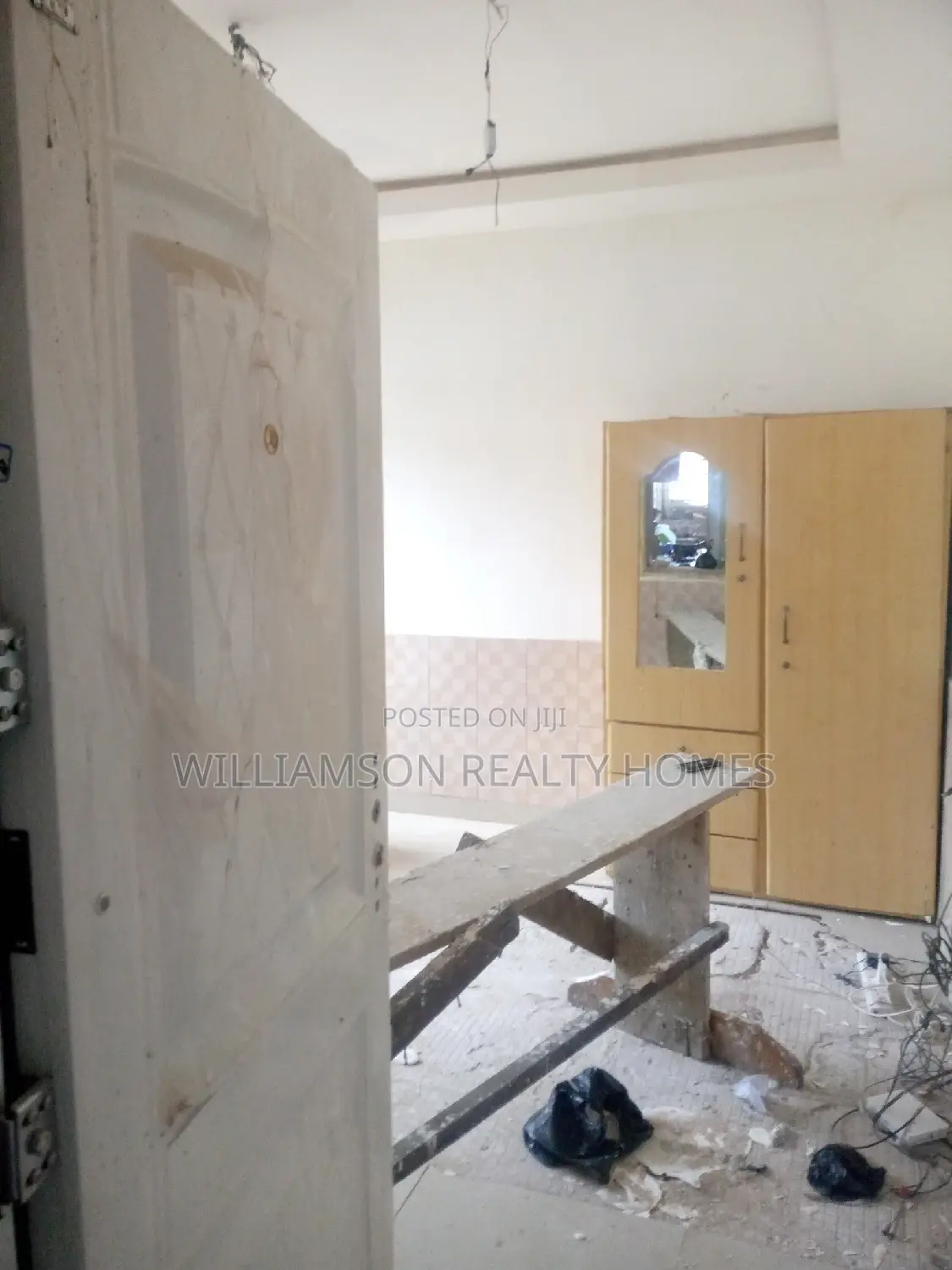 1bdrm Apartment in Community 18, Spintex for rent