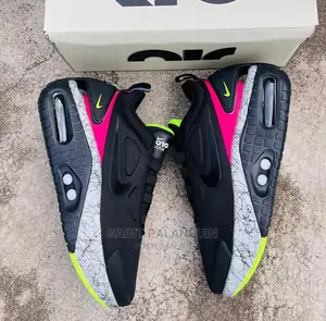 Nikeauto Adapt