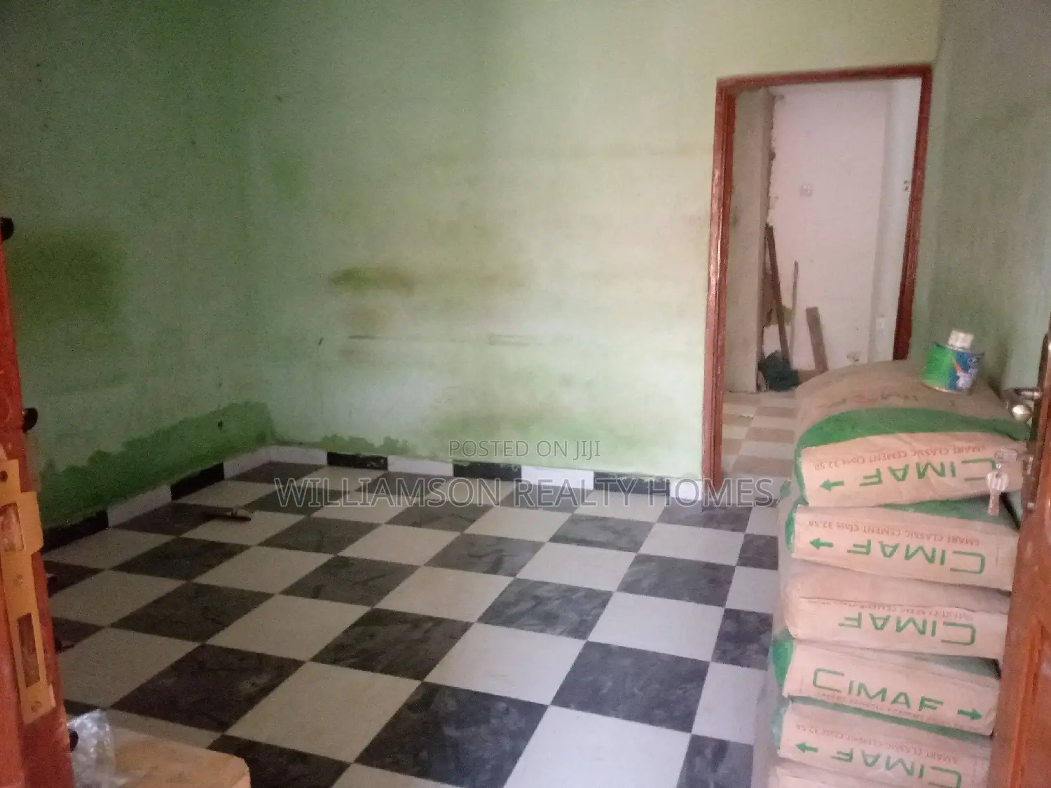 1bdrm Apartment in Community 18, Spintex for rent