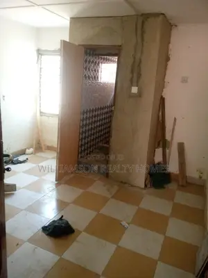 1bdrm Apartment in Community 18, Spintex for rent