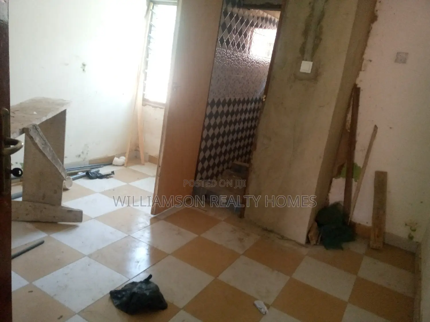 1bdrm Apartment in Community 18, Spintex for rent
