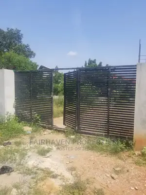 1 1⁄2plot of Land for Sale at Palace Mall