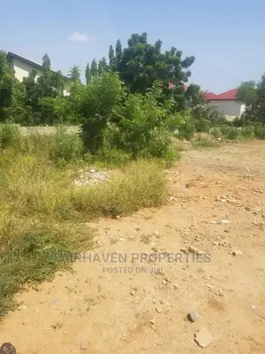 1 1⁄2plot of Land for Sale at Palace Mall