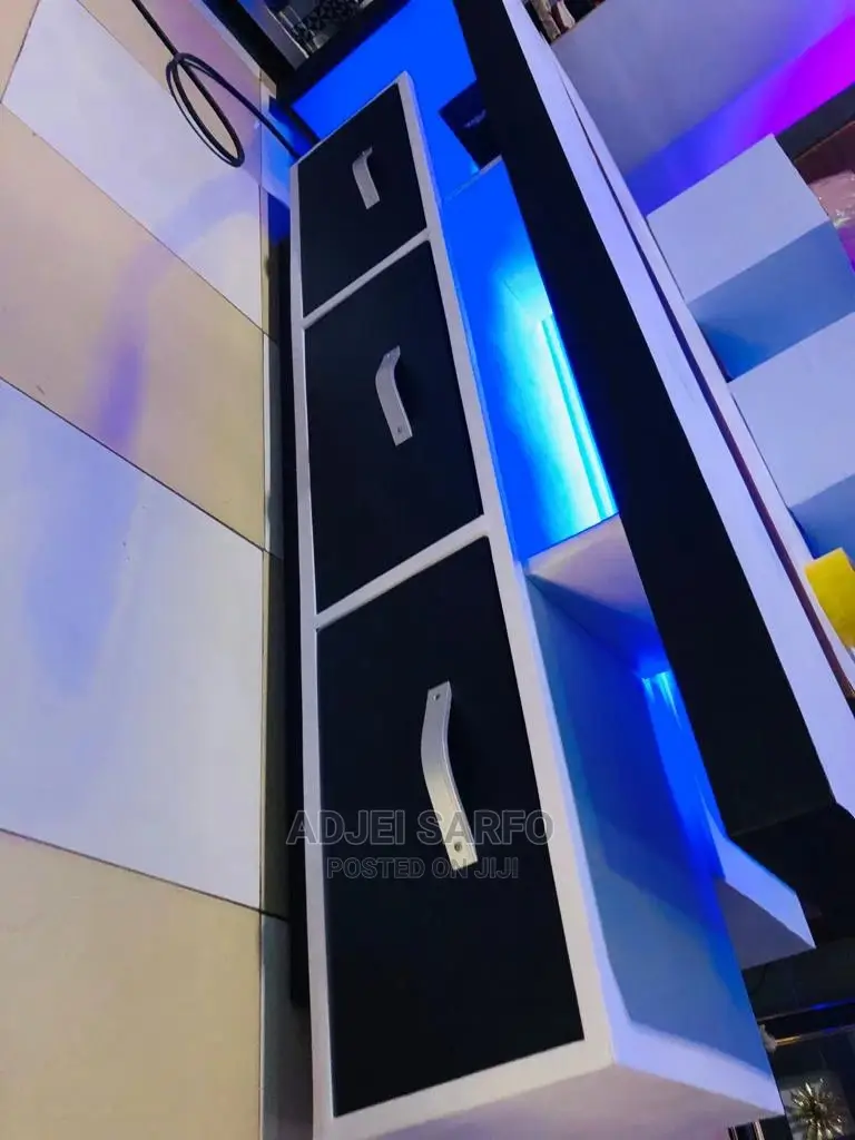 Original Led Tv Stand