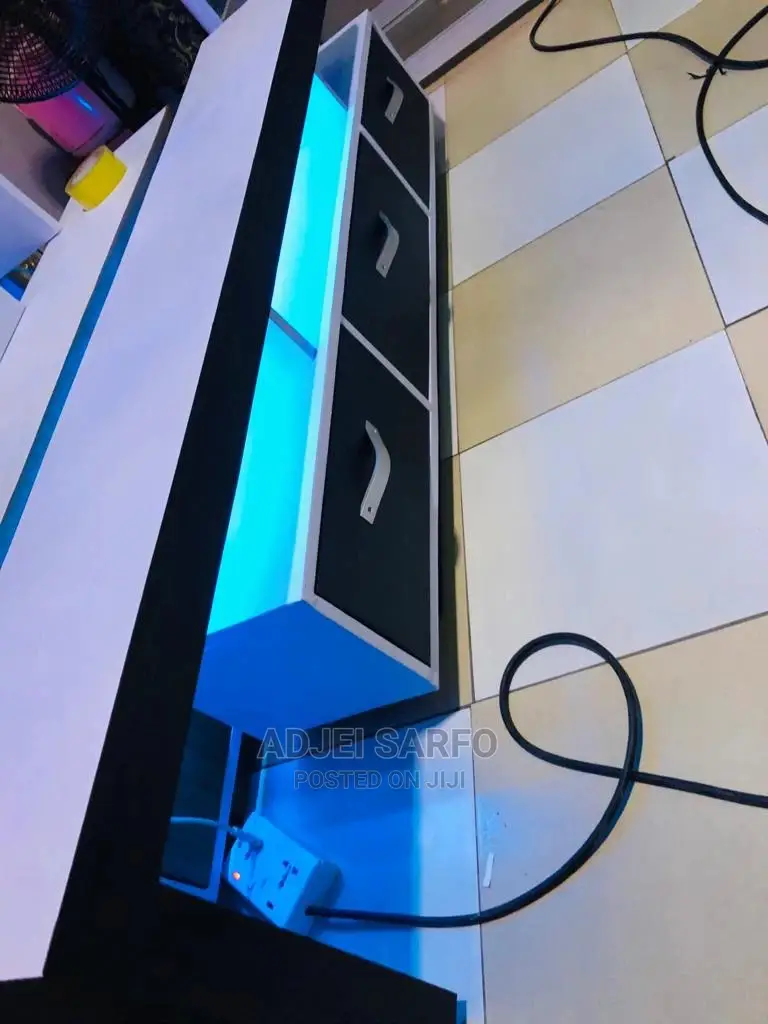 Original Led Tv Stand