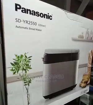 Panasonic Fully Automatic Breadmaker With Yeast and Nuts Dis