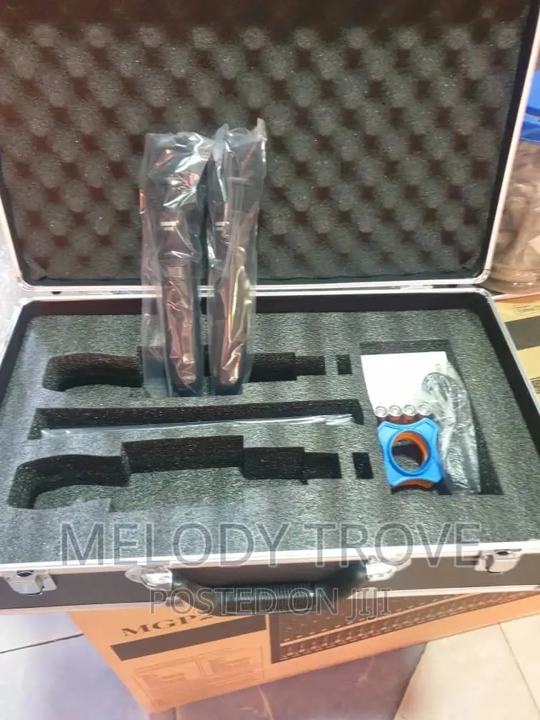 Shure AXT800