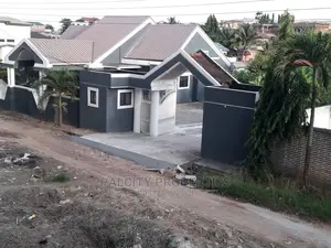 4bdrm House in Tuc, Kumasi Metropolitan for sale