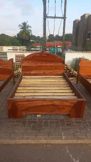 Double Bed Frame. 54"×75"