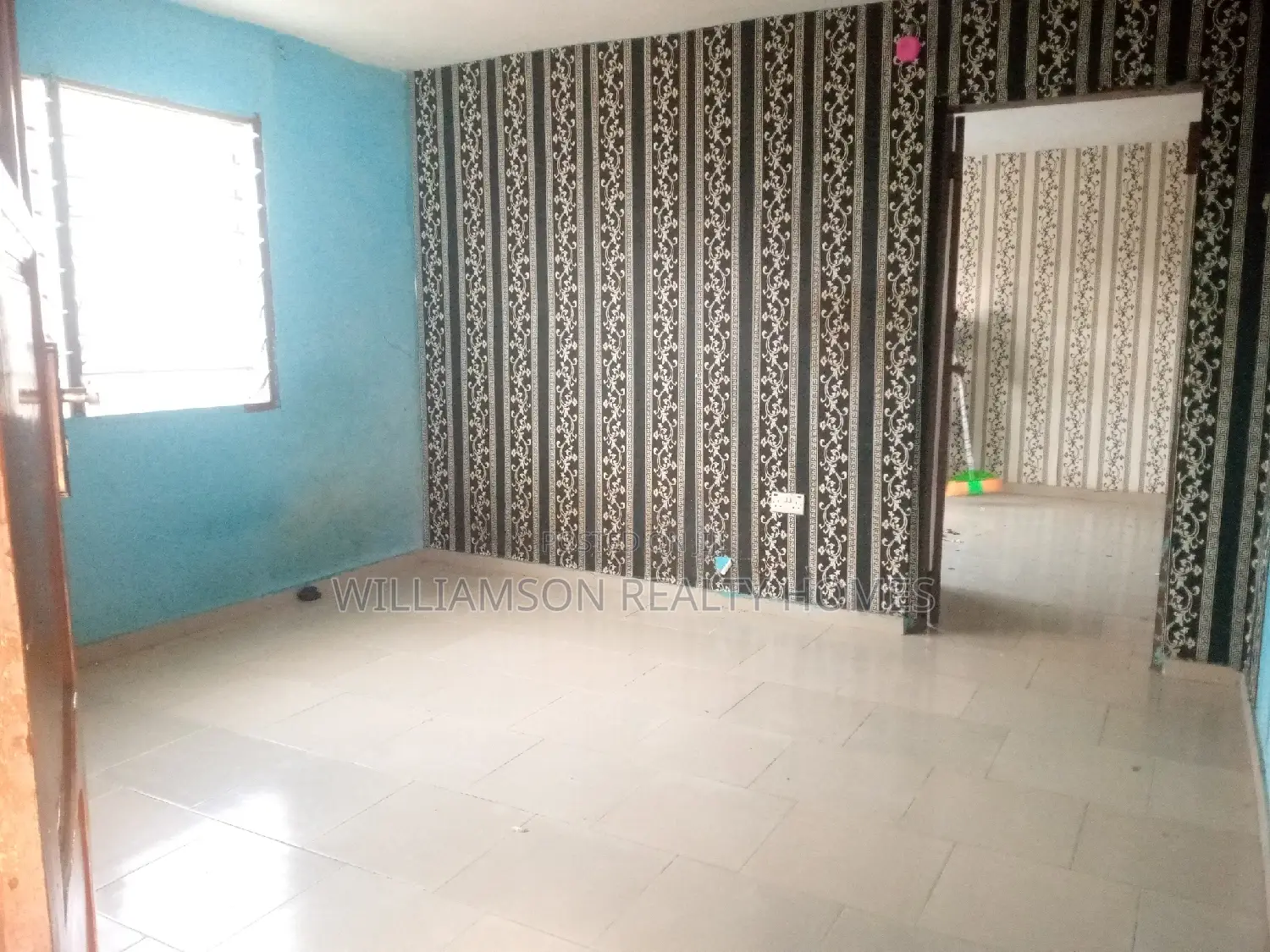1bdrm Apartment in Community 18, Spintex for rent