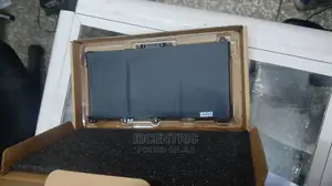 Rechargeable Li-on Battery