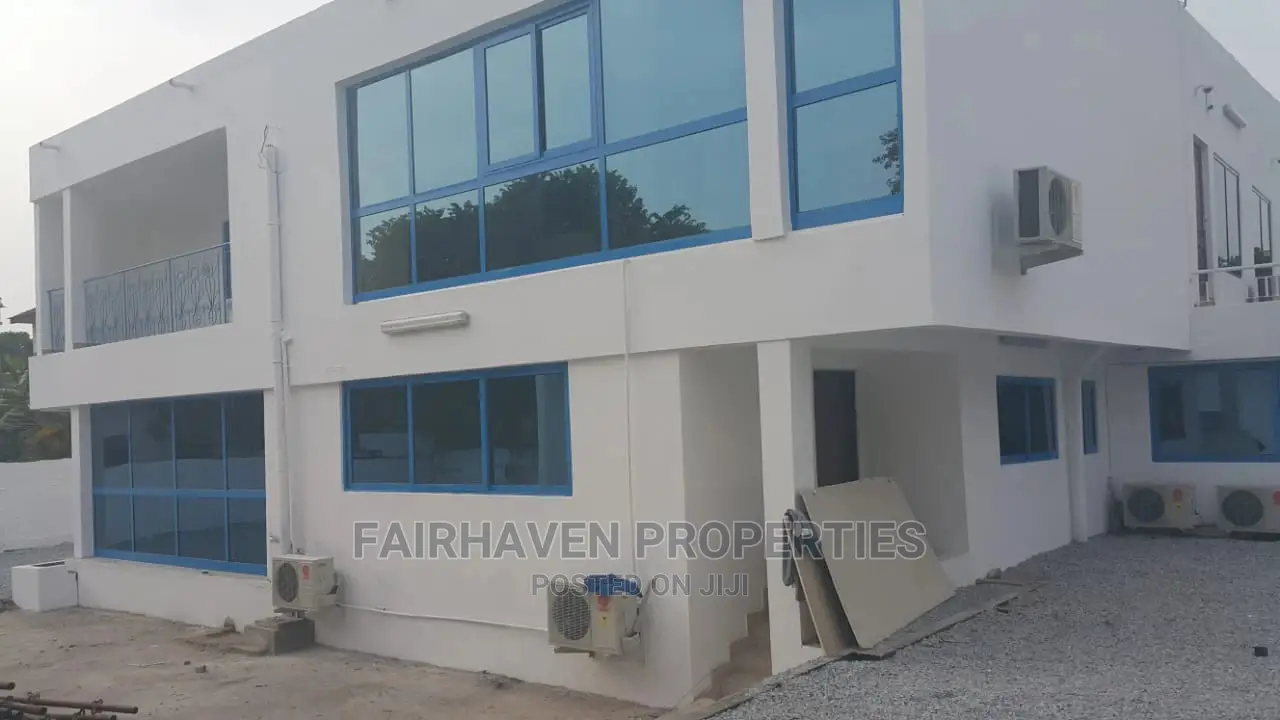 Office Building for Rent at North Ridge (Banking Hall)
