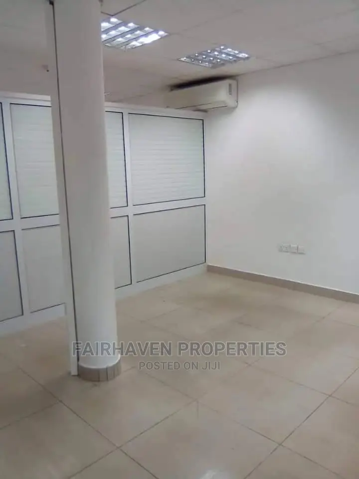 Office Building for Rent at North Ridge (Banking Hall)